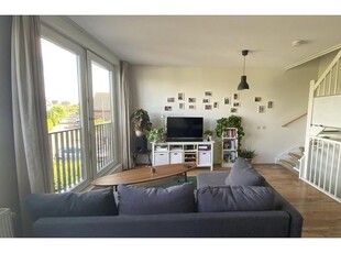 Huur 3 slaapkamer appartement van 79 m² in Columbuskwartier Zuid