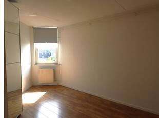 Huur 3 slaapkamer appartement van 87 m² in Randwyck