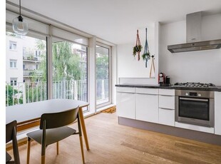 Huur 4 slaapkamer appartement van 100 m² in Oosterparkbuurt