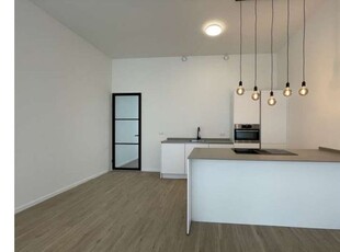 Huur 4 slaapkamer appartement van 125 m² in Delfshaven