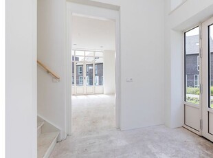 Huur 4 slaapkamer huis van 106 m² in Rollecatekwartier