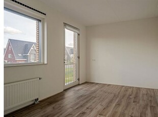 Huur 4 slaapkamer huis van 122 m² in Skoatterwald