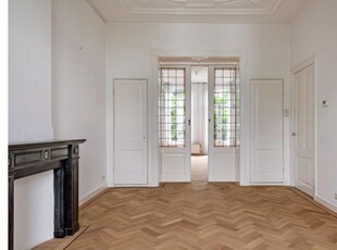 Huur 6 slaapkamer appartement van 140 m² in Museumkwartier