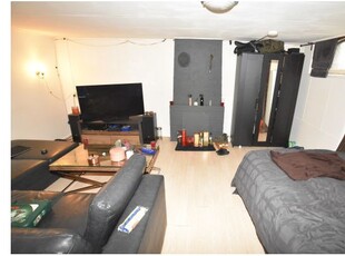 Kamer van 25 m² in Spijkerbuurt