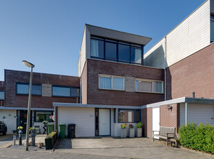 Lotusstraat 24