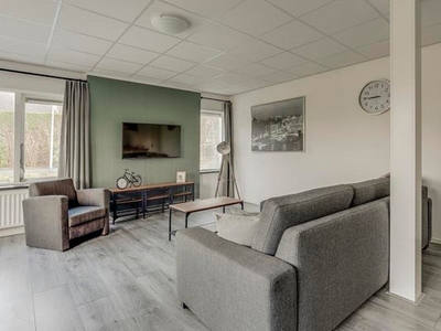 Appartement te huur Koninginnelaan, Rozenburg Zh