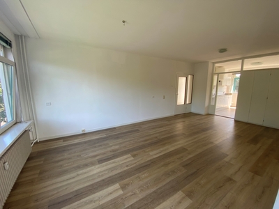 Appartement te huur Staringstraat, Hengelo Ov