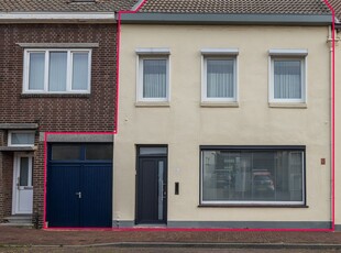 Spoorstraat 66, Geleen