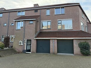 Woonhuis in Huizen met 4 kamers