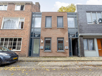 Damstraat 97a