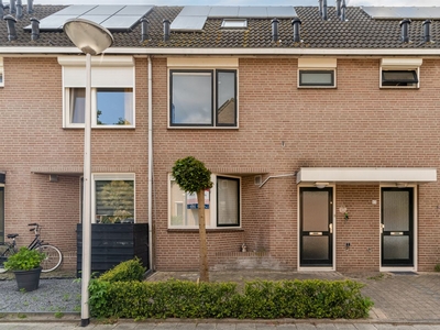 Marga Klompéstraat 63