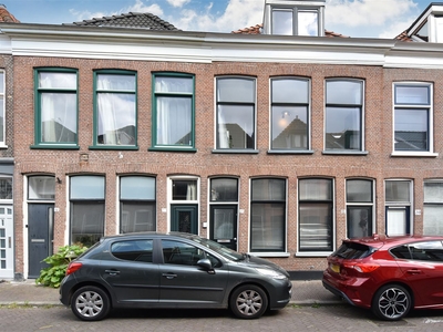 Oranjestraat 16