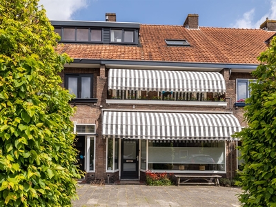 Piet Avontuurstraat 35