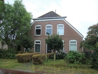 Hoofdstraat in Zwiggelte (200m2)