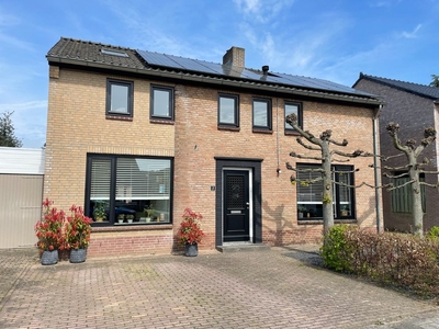 Kleineblokstraat in Mook (194m2)