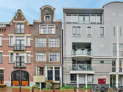 Nieuwe Looiersstraat in Amsterdam (90m2)