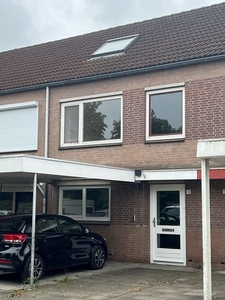 Vlierenbroek in Breda (100m2)