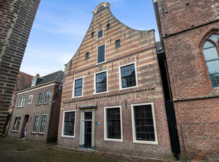 Kerkstraat 16