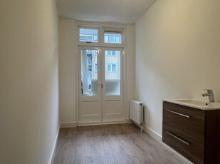 Appartement te huur Van Ostadestraat, Amsterdam