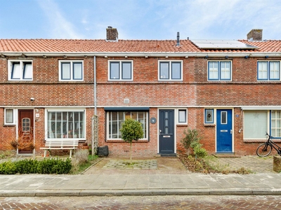 Violenstraat 16