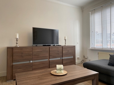 Appartement te huur De Genestetlaan, Den Haag