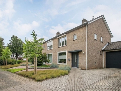 Burg. Arnoldtsstraat in Sittard (100m2)