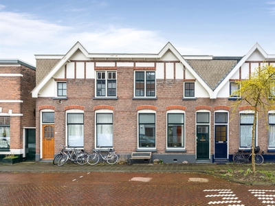 Manegestraat 10