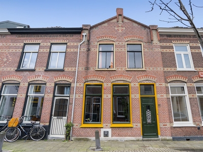 Stationstraat 23