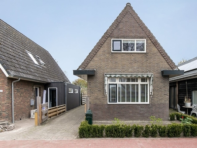 Zuiderdiep 422