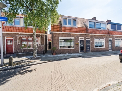 Prins Bernhardstraat 13