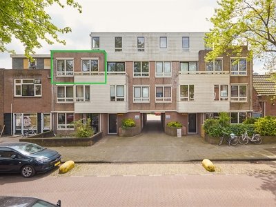 Raadhuisstraat 30