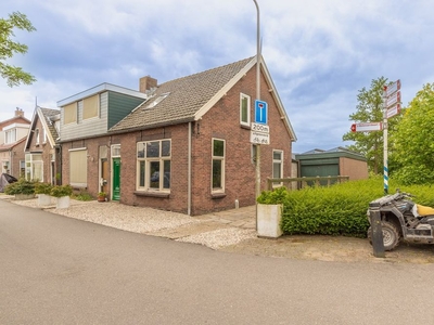 Vrouwgeestweg in Woubrugge (70m2)