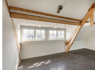 Huur 1 slaapkamer appartement van 60 m² in Amsterdam