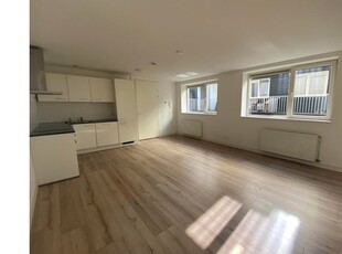 Huur 2 slaapkamer appartement van 50 m² in Rotterdam