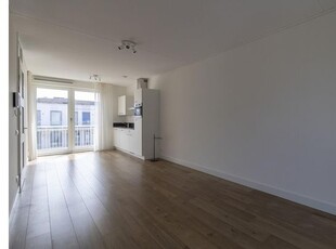 Huur 2 slaapkamer appartement van 71 m² in Diemen