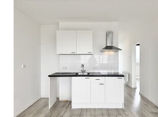 Huur 3 slaapkamer appartement van 76 m² in Amsterdam