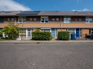 Woonhuis in Almere met 5 kamers