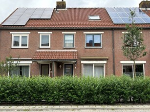 Woonhuis in Zwaag met 5 kamers