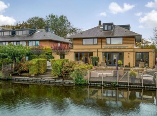 Woonhuis in Oostzaan met 5 kamers