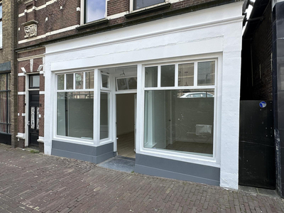 Dorpsstraat 16