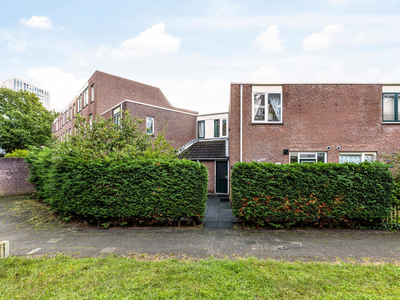 Pieter Bothstraat 85