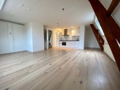 Appartement Mathenesserlaan in Rotterdam