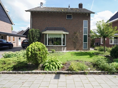 Huis Lossersestraat in de Lutte