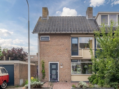 Pastoor M. van Beekstraat 16