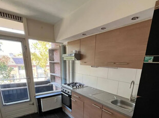 Appartement te huur Azuurweg, Tilburg