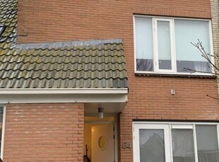 Woonhuis in Den Helder met 5 kamers