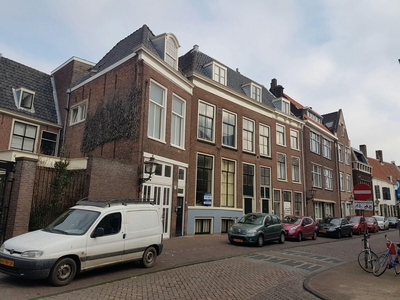 Langebrug in Leiden (27m2)