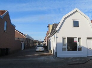 Woonhuis in Den Helder met 4 kamers