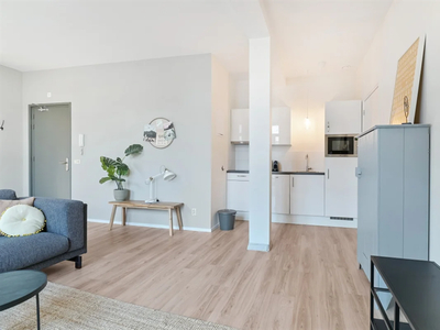 Appartement te huur Bergweg, Rotterdam