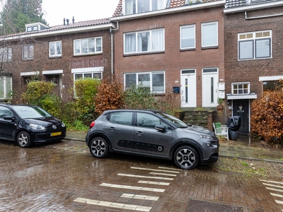 Bouwmeesterstraat 63 b